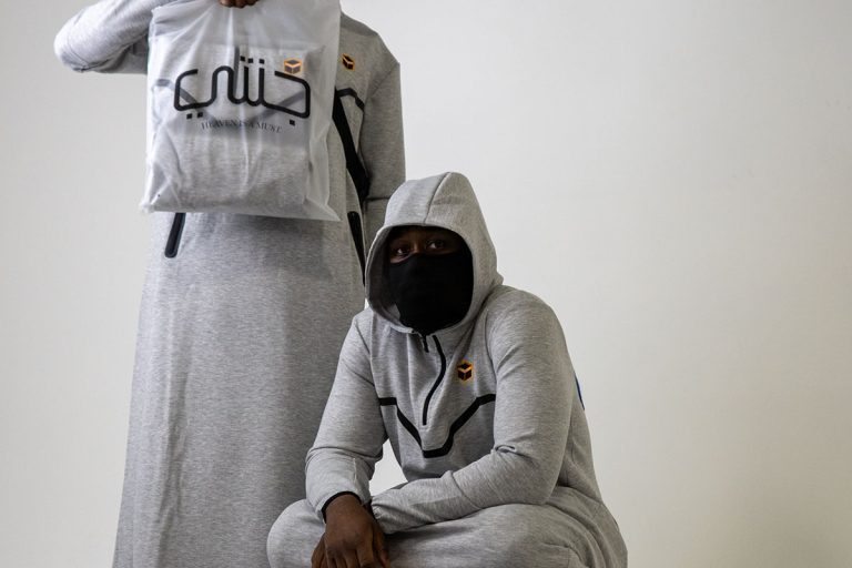 j17